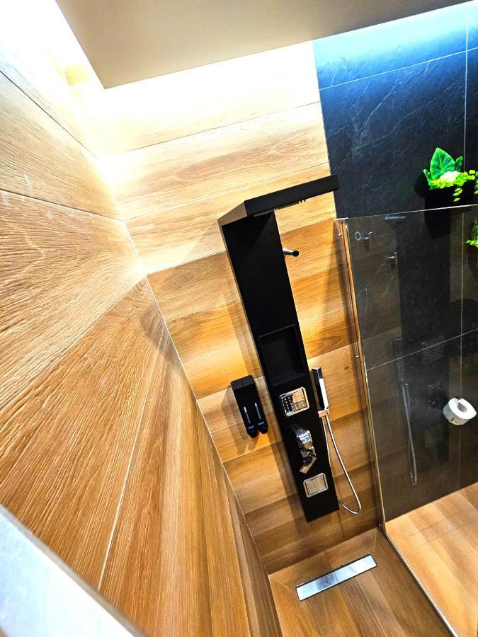 Trilogy Prestige - Central Premium Suites Lecce Exterior foto